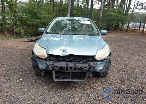 2012 Ford Focus Se z USA, uszkodzony, nr VIN 1FAHP3F21CL391046